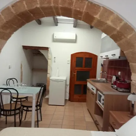 Anatolia Traditional Apartment *